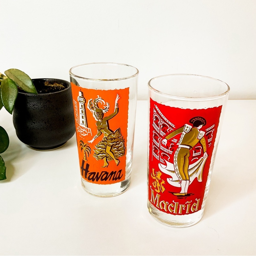 VINTAGE Mid-Century Modern Madrid Havana Souvenir Barware Orange Red Gold - Picture 3 of 7